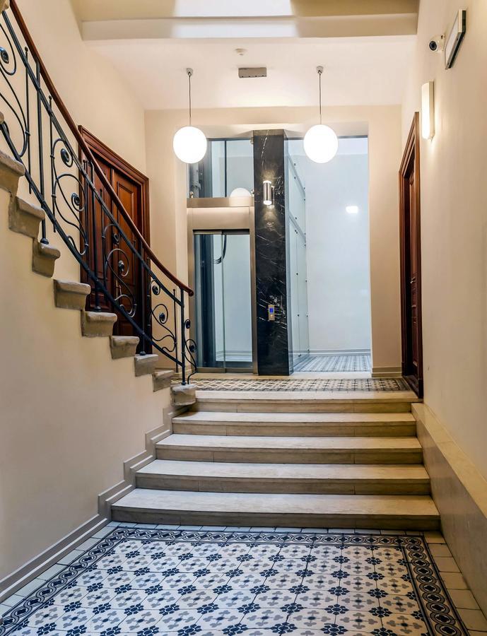 Miodowa Boutique Residence คราคูฟ ภายนอก รูปภาพ